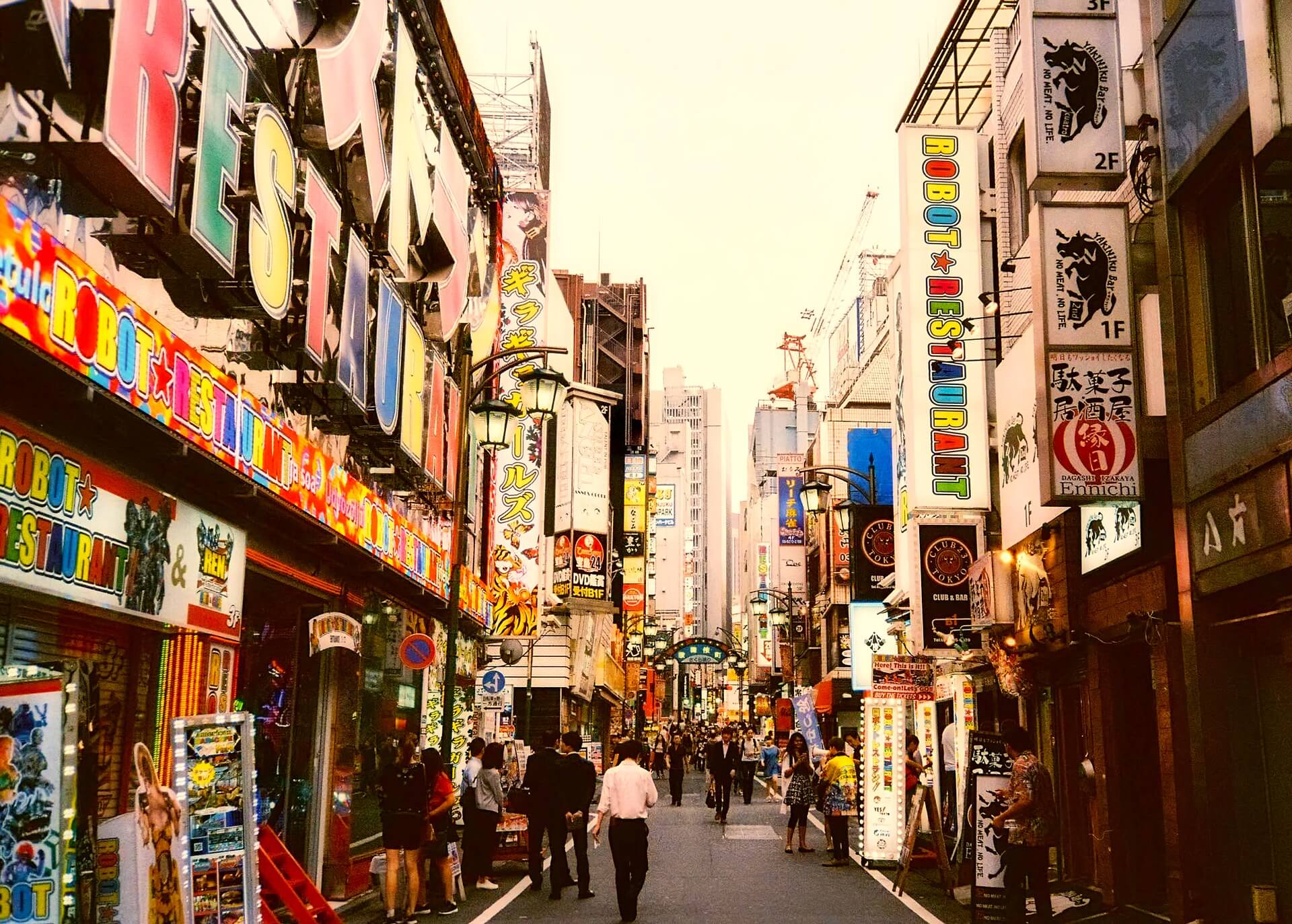 shinjuku-2568144_1920